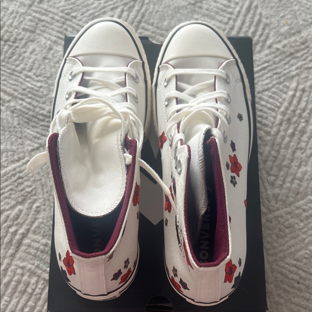 Women’s Converse CTAS Lift Hi Floral Design Shoes - Picture 2 of 7
